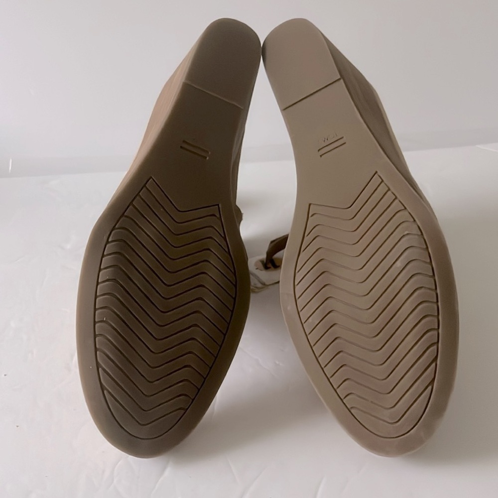 TOMS Sutton Wedge Ankle Bootie Tan Suede Leather Stacked Heel Shoes Size 11 NWT - Picture 10 of 10